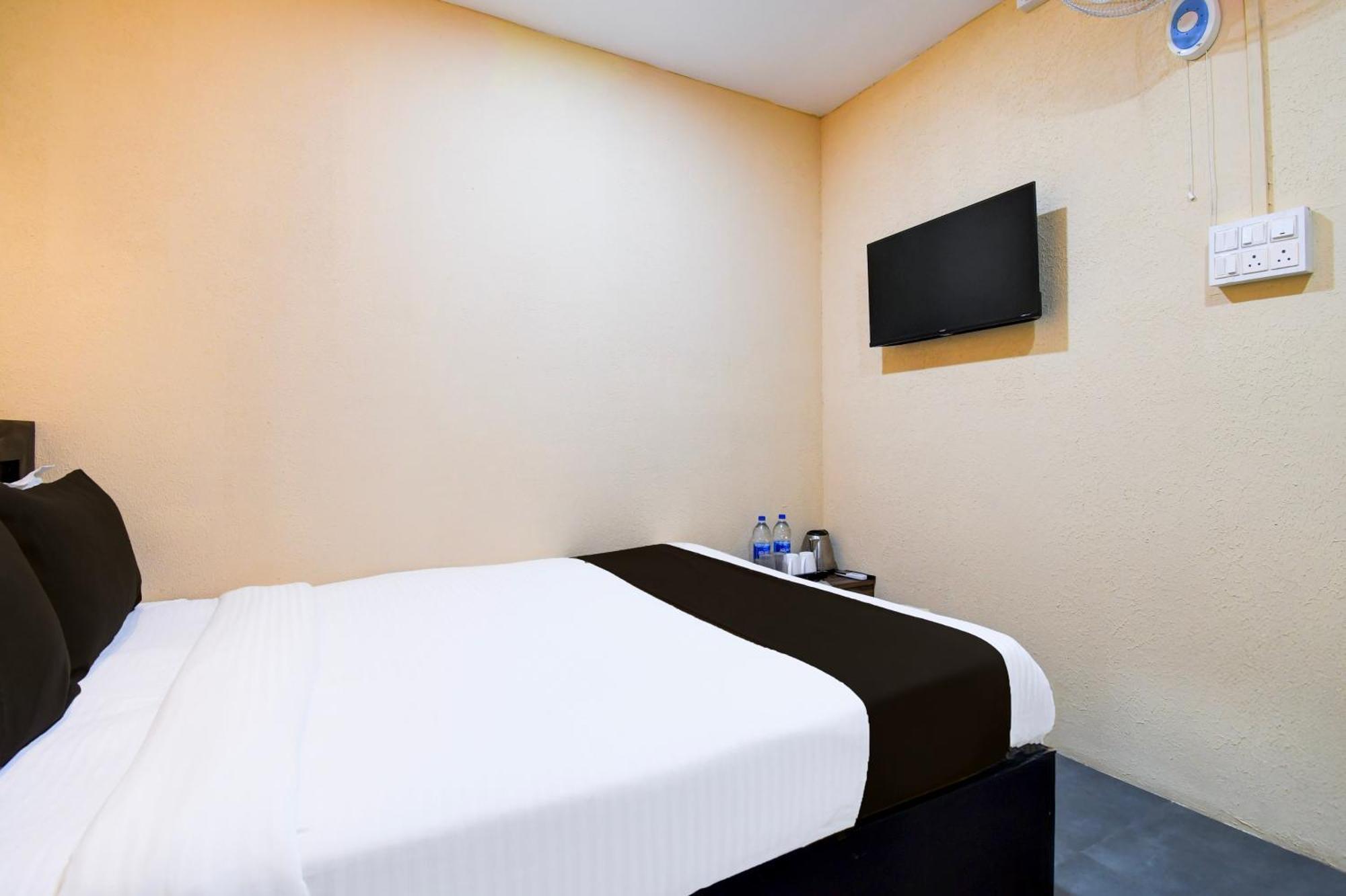 Super Hotel O Pra Guest House 布巴内什瓦尔 外观 照片