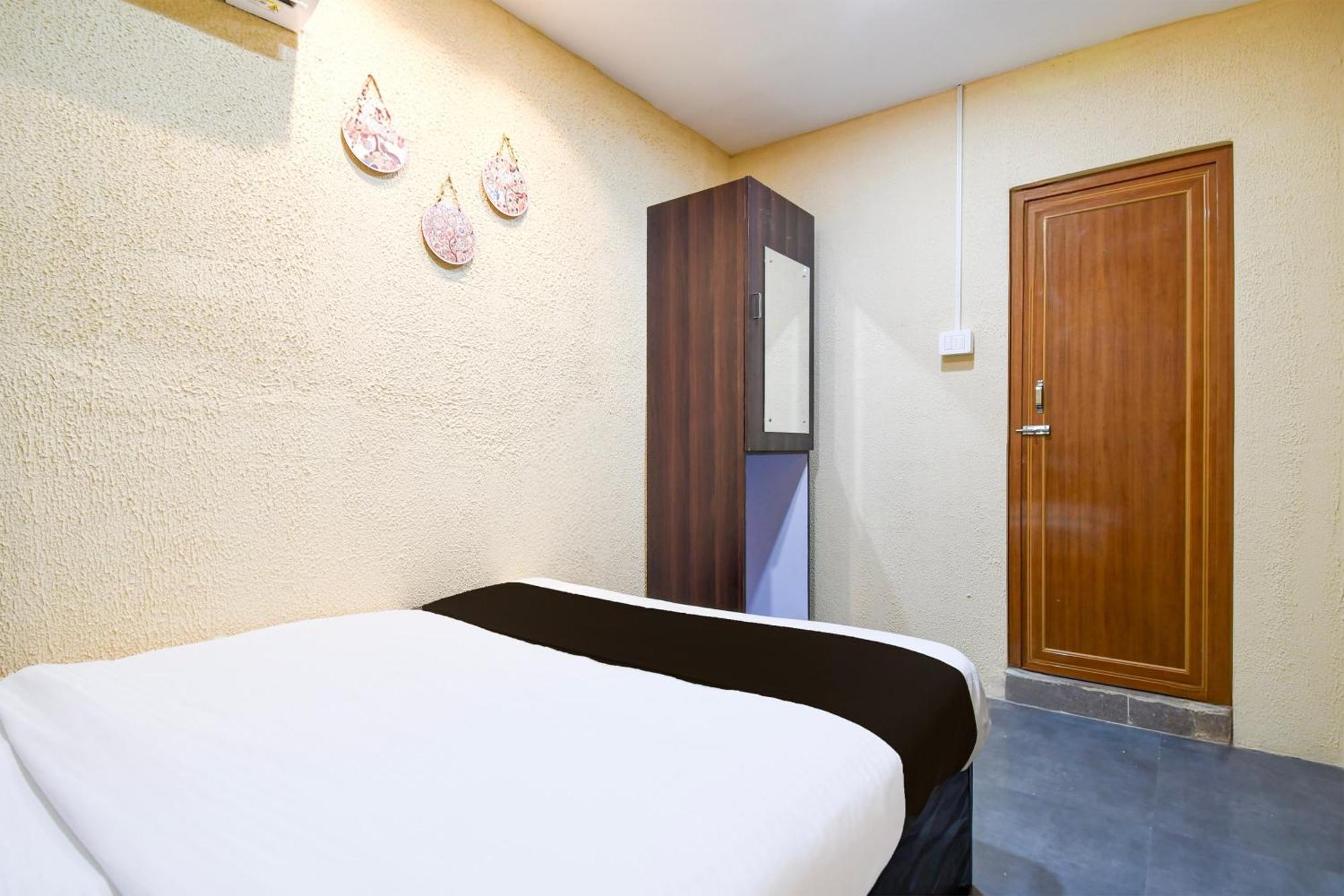 Super Hotel O Pra Guest House 布巴内什瓦尔 外观 照片